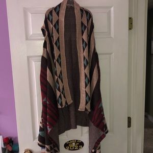 Ruvara Cliffs Vest , Brown !